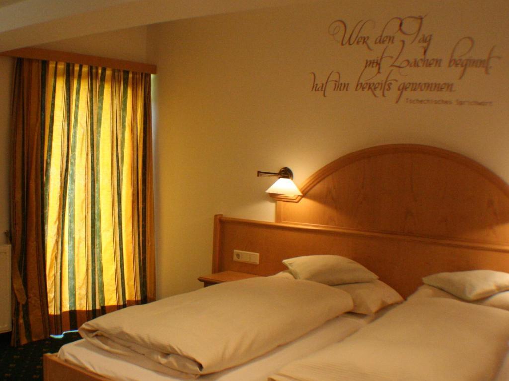 Hotel Garni Laerchenhof 레흐암 아르베르크 객실 사진