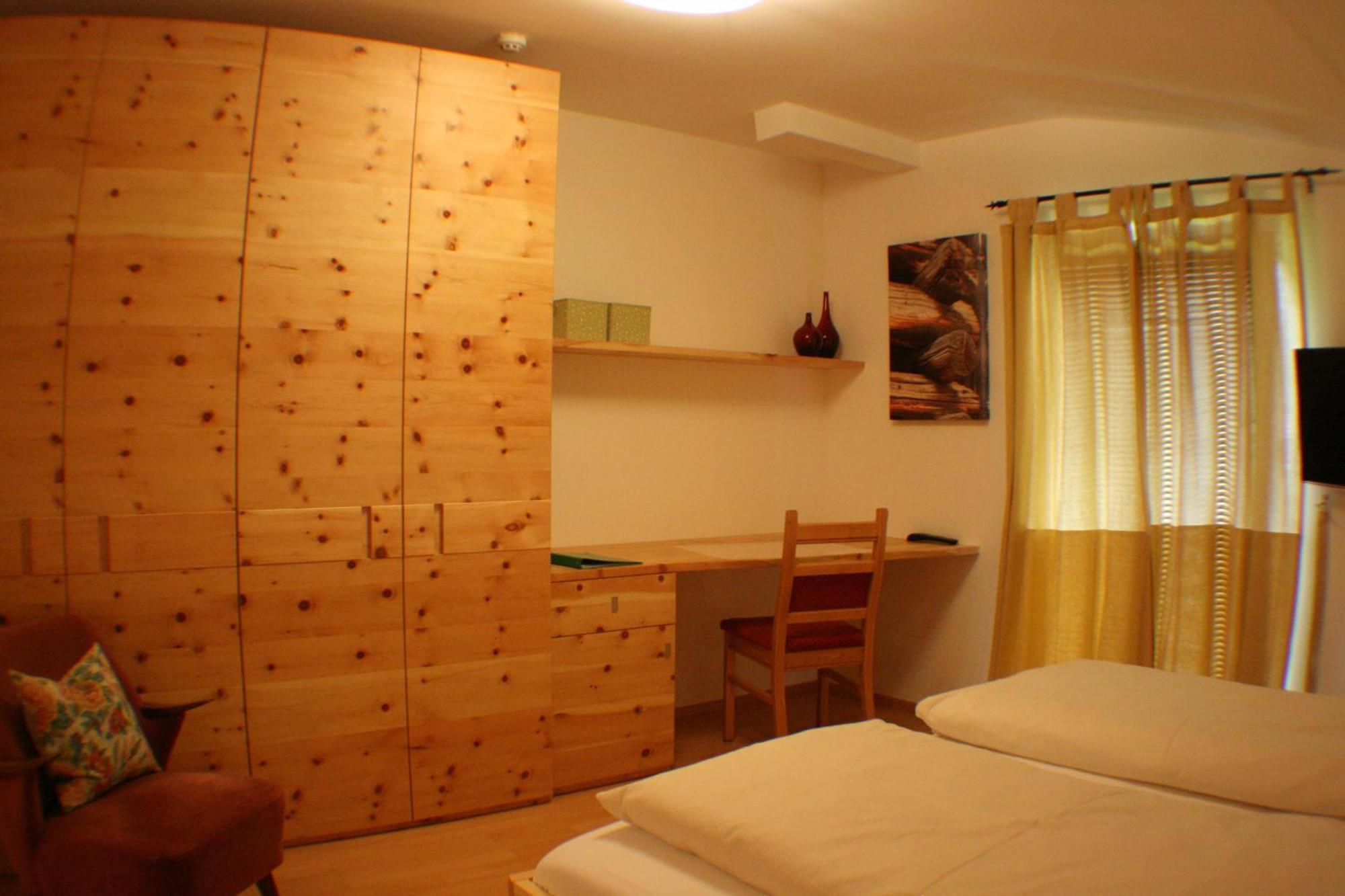 Hotel Garni Laerchenhof 레흐암 아르베르크 외부 사진
