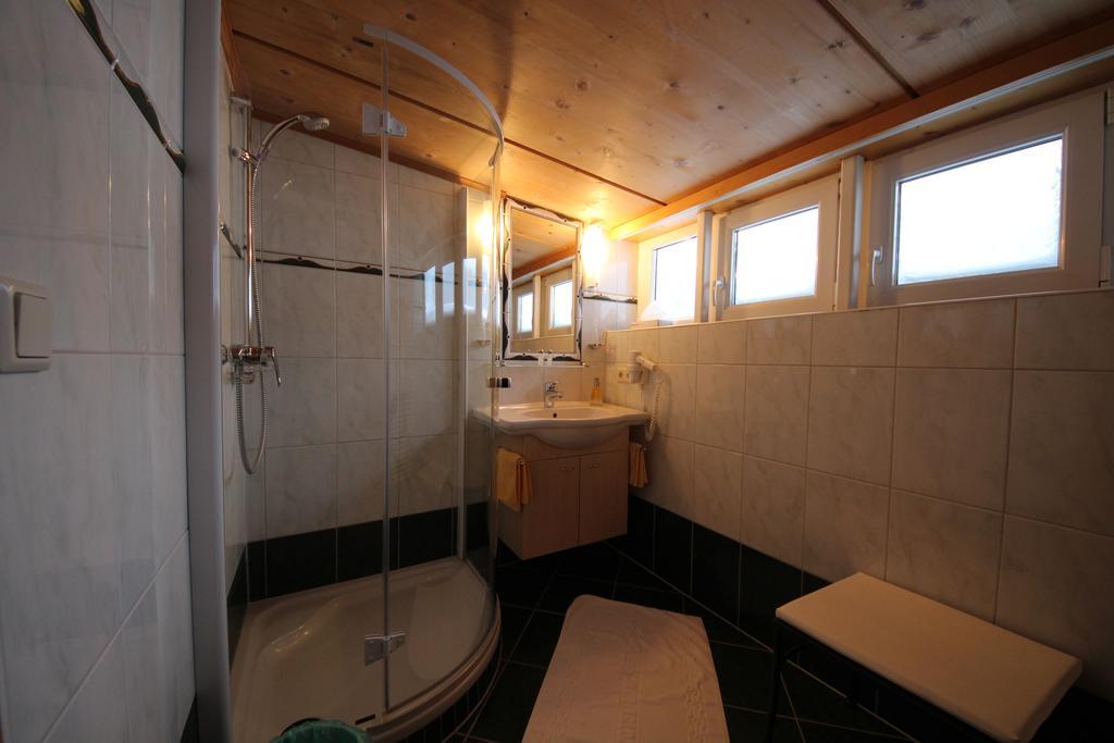 Hotel Garni Laerchenhof 레흐암 아르베르크 외부 사진