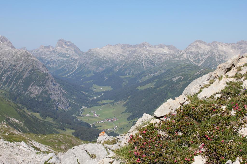 Hotel Garni Laerchenhof 레흐암 아르베르크 외부 사진