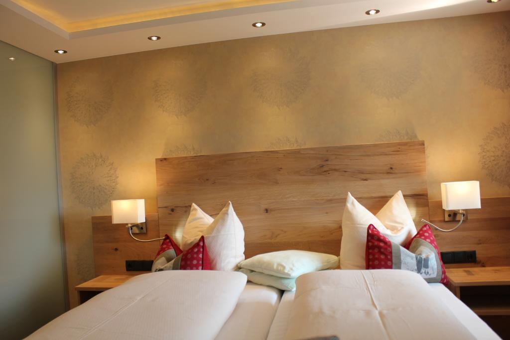 Hotel Garni Laerchenhof 레흐암 아르베르크 객실 사진