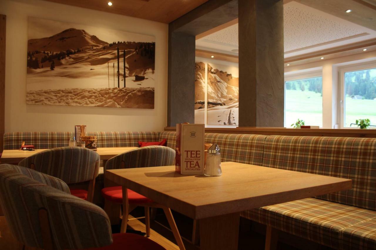 Hotel Garni Laerchenhof 레흐암 아르베르크 외부 사진